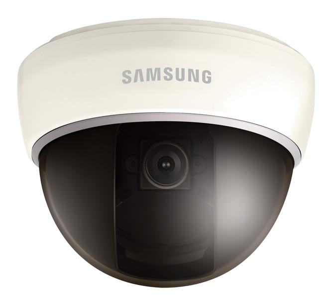 Купольная видеокамера высокого разрешения Samsung SCD-2020P